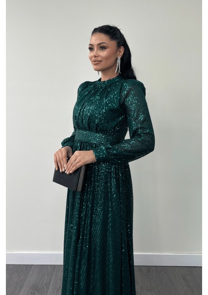Pul Tül Payet Kumaş Büzgü Detaylı Kiloş Elbise - Zümrüt Yeşil fırsatları