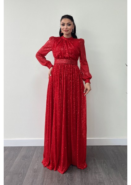 Pul Tül Payet Kumaş Büzgü Detaylı Kiloş Elbise - Kırmızı