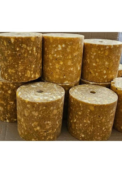 Sazan Yemleme( Balık Yemi )Delikli Silindir Mısır Küspesi 2 Kilo indirimleri