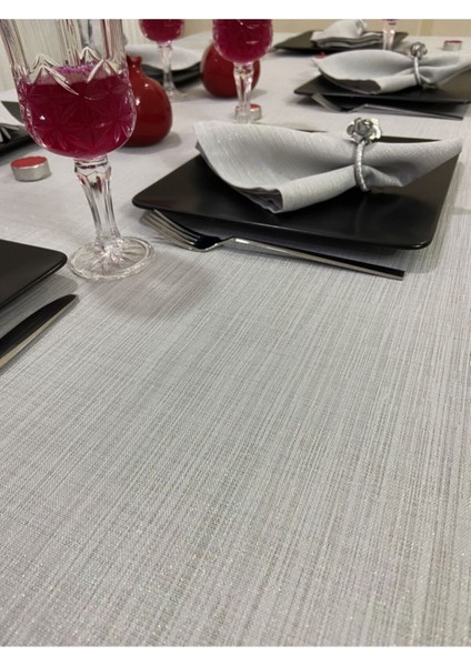 Polyester Keten Simli Oval Masa Örtüsü + 12 Ad Peçete