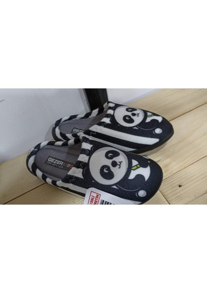 Kışlık Rahat Taban Panda Resimli Erkek Çocuk Ev Terliği