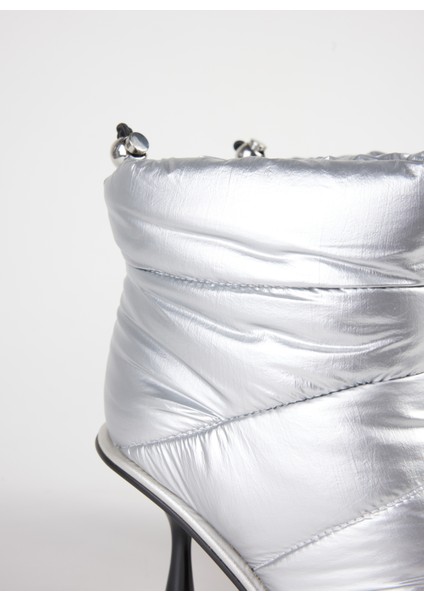 Gümüş Kadın Topuklu Bot KP2825 indirimleri