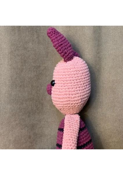 El Örgüsü Amigurumi Sevimli Piglet Domuzcuk Oyuncak - 13 x 37 cm