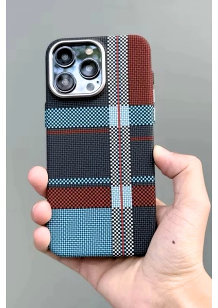 Apple iPhone 16 Pro Max Karbon Fiber Metal Kamera Korumalı Kılıf Ince Sert Magsafe Arka Kapak Koruma Siyah Mor Kahve