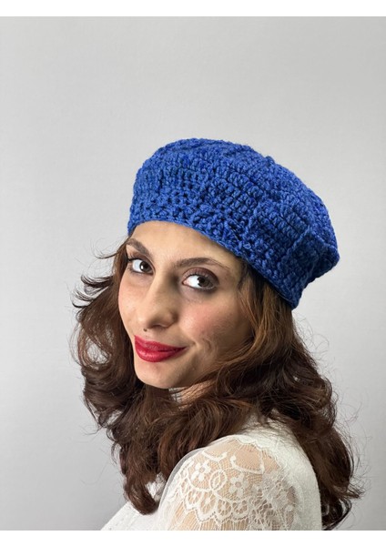 El Örgüsü Fransız Kadın Ressam Bere fırsatları