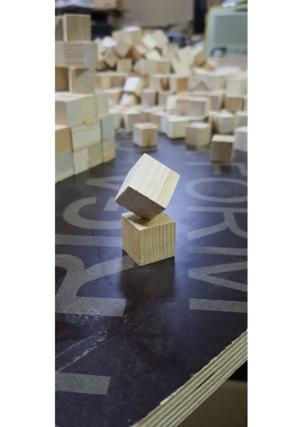 1×1×1 cm Masif Ahşap Küp Bloklar 100 Adet