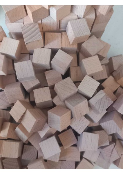 3 x 3 x 3 cm 32 Adet Küp Blok Kayın Ağacı