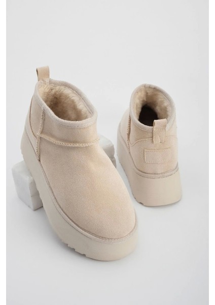 Wissal Kadın Kalın Taban Içi Kürklü Yarım Bot Bej Süet fiyatları