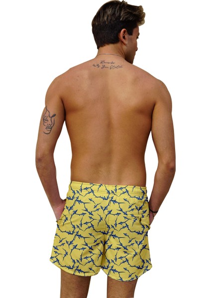 Sarı Balık Desenli Standart Boy Mayo Deniz Şortu fırsatları