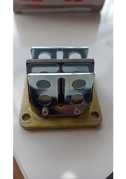 Emme Kamış Valfi Reed Valf Membran Muhafaza 3XX-E3610-00 Yamaha Rxz 3xx RD350 Ypvs 31K 1ua 48H Assy Oem 3XX-E3610-00'A Uygun