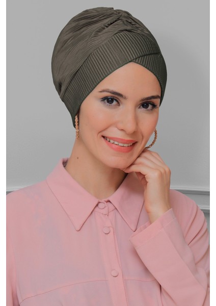 Vizon Pratik Hazır Geçmeli Tesettür Bone Fukuro Piliseli Çapraz Büzgülü 1822_10