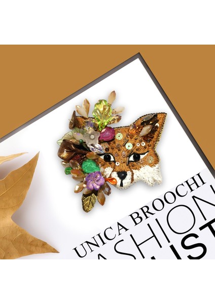 Unica Brooche Tilki Broş