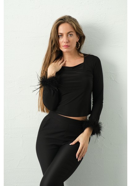 Kol Ucu Peluş Tüylü Bodycorn Bluz fiyatları