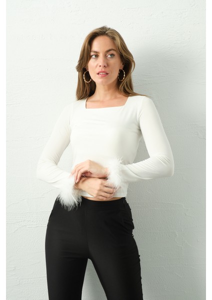 Kol Ucu Peluş Tüylü Bodycorn Bluz fırsatları