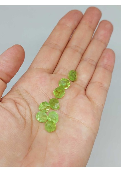 Peridot (Zebercet) Taşı Otantik Doğal Kesim (Ortalama 4 Karat) (55634)