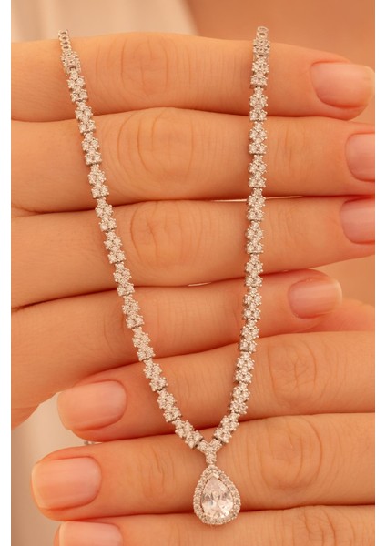 Kadın Gümüş Kolye - Aylin Damla Model Zirkon Taşlı Kadın Kolye