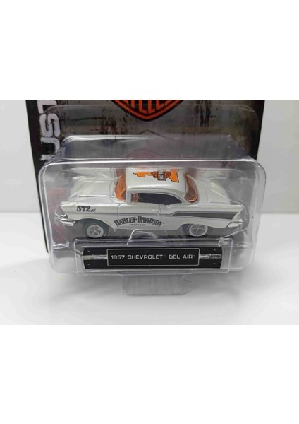 Dianomi Maisto 1:64 Ölçek 1957 Chevrolet Bel Air Harley Serisi fırsatları