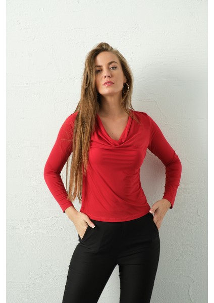 Dökümlü Yakalı Bodycorn Bluz modelleri