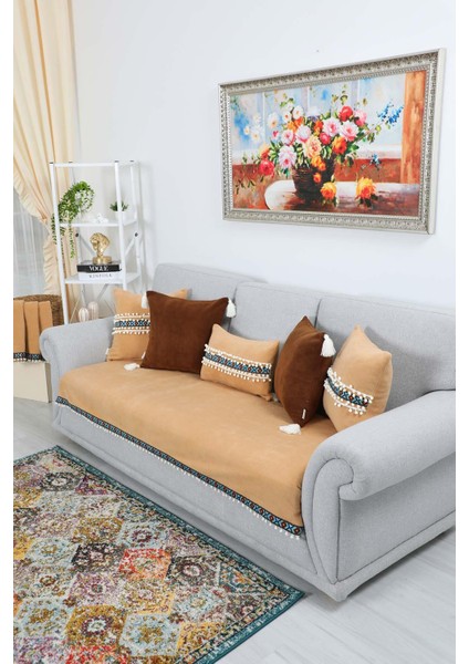 Şerit Desen ve Ponponlu Kaymaz Polar Koltuk Örtüsü 90 x 200 cm ,KO-36