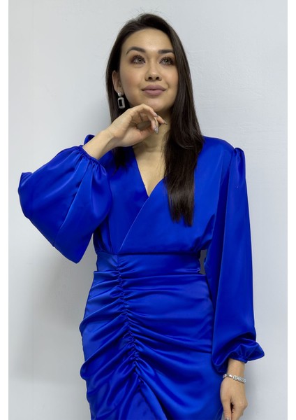 Kadın Saten Kruvaze Drapeli Yırtmaç Detaylı Balon Kol Büyük Beden Elbise Taba, Kırmızı, Zümrüt Yeşil, Siyah, Saks, Lacivert,İndigo modelleri