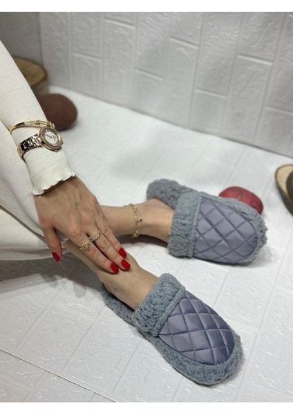 Kışlık Kadın Ev Içi Terliği Polarlı Peluş Rahat Kapitone Dikişli Hafif Kaymaz Taban Yumuşak Günlük modelleri