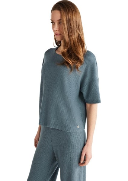 Yumuşak Dokulu Sabahlıklı Üçlü Kadın Pijama Takım 9529 fırsatları