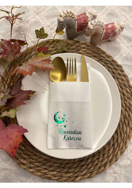 Yeşil Yaldızlı Ramadan Kareem Ay Desenli 12 Li Beyaz Renkli Kağıt Cepli Peçete
