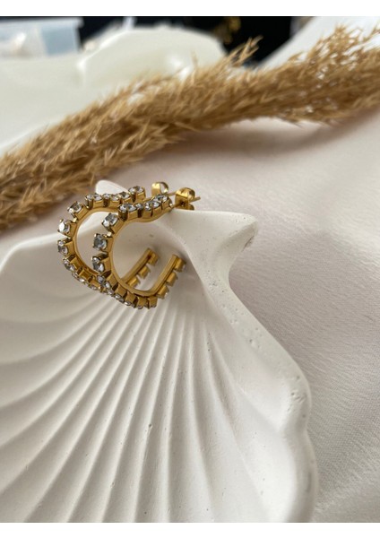 Kalp Model Zirkon Taşlı Çelik Küpe