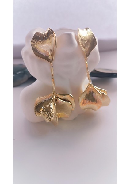 Tırtık Desen Plaka Yaprak Model Sallantılı Küpe