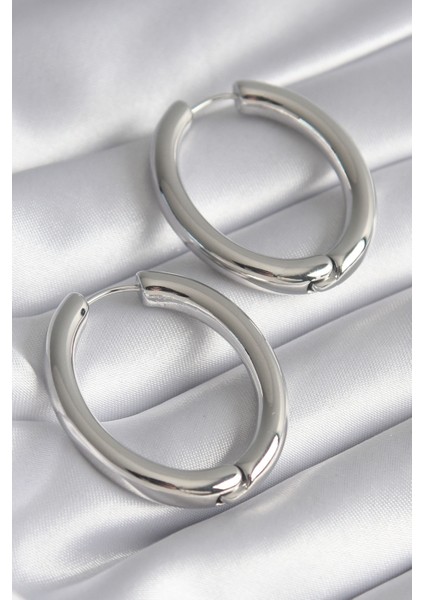 Pirinç Gümüş Renk Halka Model Kadın Küpe - TJ-BKP8498