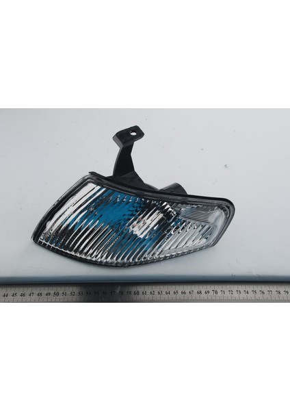 Sol Sinyal Beyaz Mazda 323 Familia 1997-1998 Uyumlu 185494016B