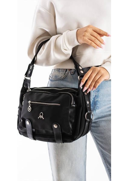 Kadın Postacı Çanta Çapraz Askılı Vegan Deri Omuz Çantası 32*22 cm Suni Deri Mega Bag