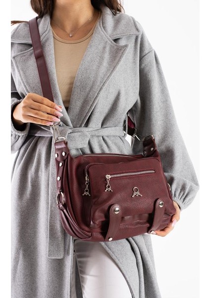 Kadın Postacı Çanta Çapraz Askılı Vegan Deri Omuz Çantası 32*22 cm Suni Deri Mega Bag modelleri
