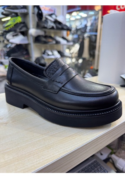 Bayan Siyah %100 Iç Dış Hakiki Deri Comfort Leofer