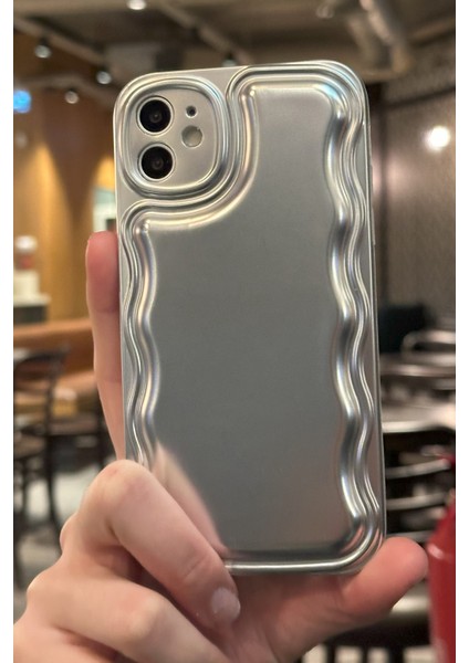 Paladyum Case Apple iPhone 11 Uyumlu Zigzaglı Dalgalı Gümüş Puf Kılıf