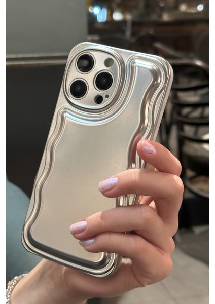 Apple iPhone 14 Promax Uyumlu Zigzaglı Dalgalı Gümüş Puf Kılıf
