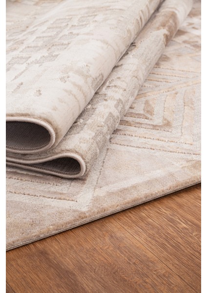 Lynosse Bej Yumuşak Konforlu Halı P0958 modelleri