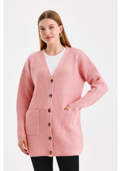 Kadın Düğmeli Oversize Cepli Uzun Pembe Triko Hırka