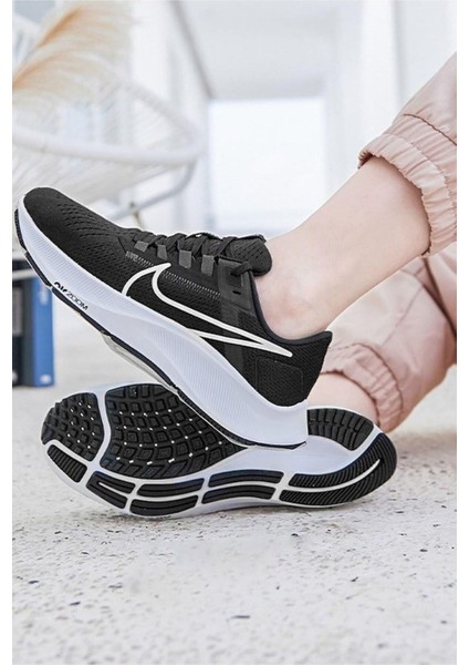 Air Zoom Running Pegasus 38 Siyah Kadın Koşu & Antrenman Ayakkabısı