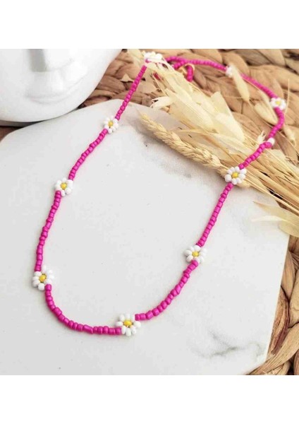 Beyaz Papatyalı Pembe Kolye