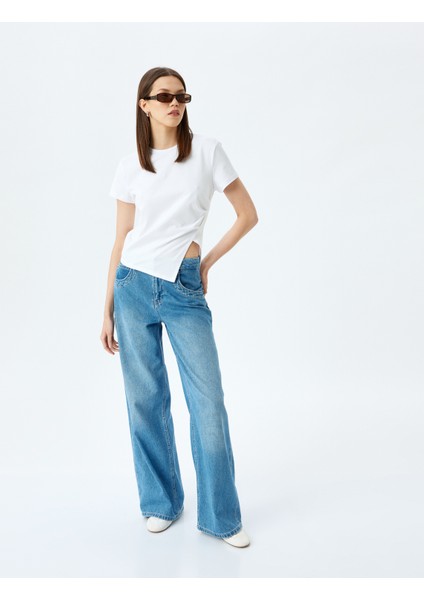 Basic Kısa Kollu Bisiklet Yaka Asimetrik Kesim Yırtmaçlı T-Shirt fiyatları