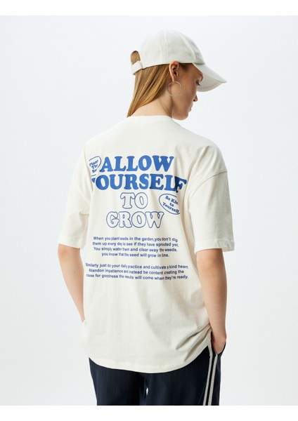Oversize Arkası Baskılı Bisiklet Yaka Pamuklu Kısa Kollu T-Shirt fırsatları