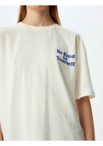 Oversize Arkası Baskılı Bisiklet Yaka Pamuklu Kısa Kollu T-Shirt indirimleri