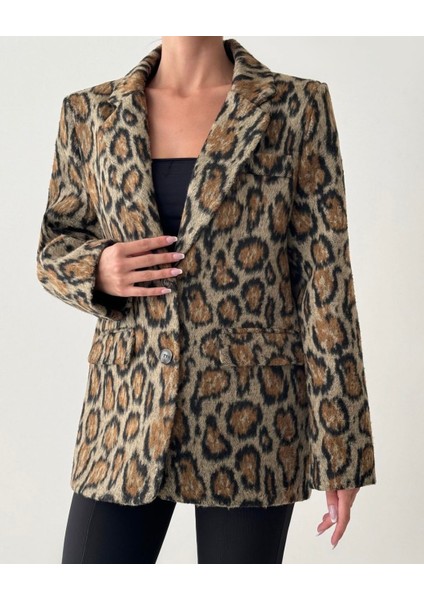 Leopar Desenli Kaşe Blazer Astarlı Ceket