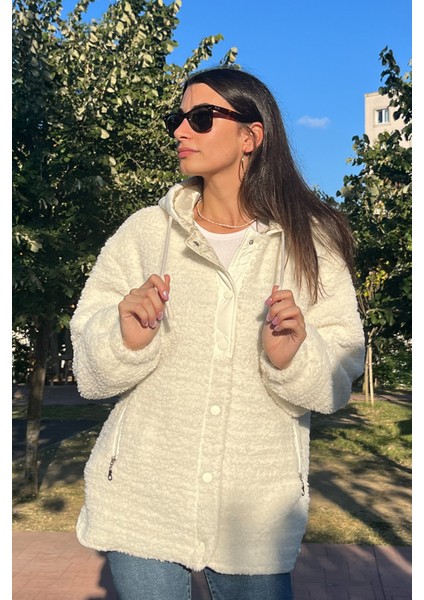 Peluş Kapitone Garnili Mont