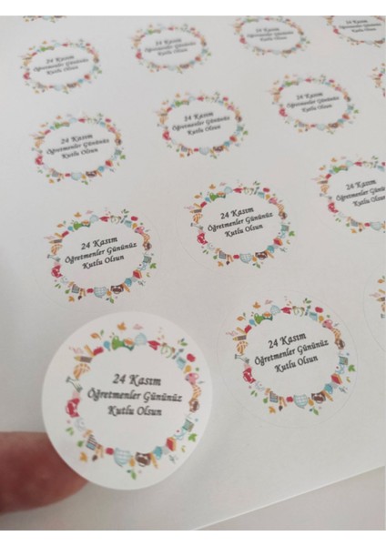 48 Adet 4 cm Öğretmenler Gününüz Kutlu Olsun Baskılı Yuvarlak Etiket Sticker