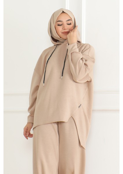 Relaxfit Asimetrik Takım & Ekru fırsatları