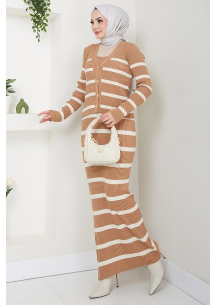 Çizgili Ceketli Jile Triko Takım Camel HM2634