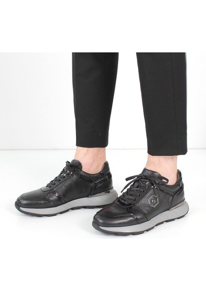 Erkek Siyah Bağcıklı Kalın Tabanlı Deri Sneaker