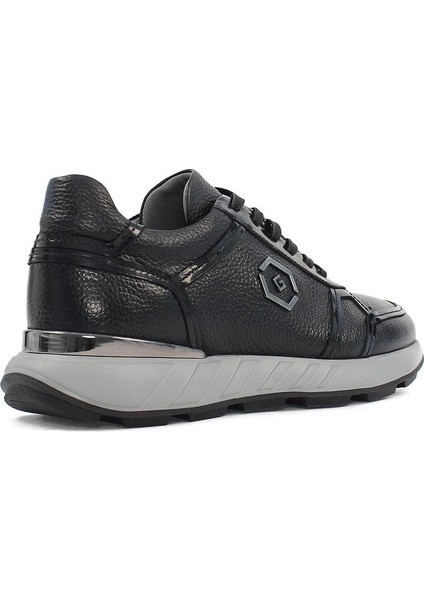 Erkek Siyah Bağcıklı Kalın Tabanlı Deri Sneaker